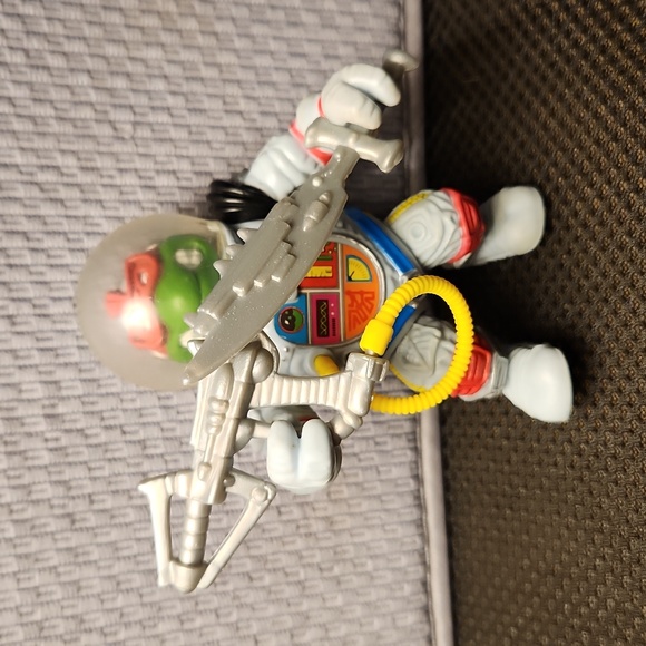1990 Original Playmates Teenage Mutant Ninja Turtles Spaceman Raph w/accessories - Picture 3 of 3